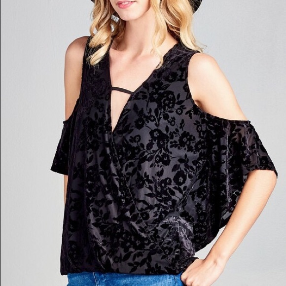 Flocked and Floral Top - Picture 6 of 6